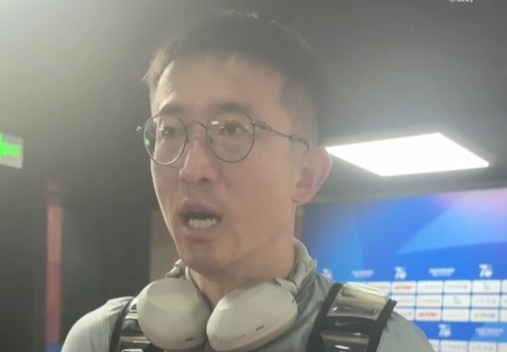 姜至鹏谈阿代米受伤：临时调整位置，表现获教练认可