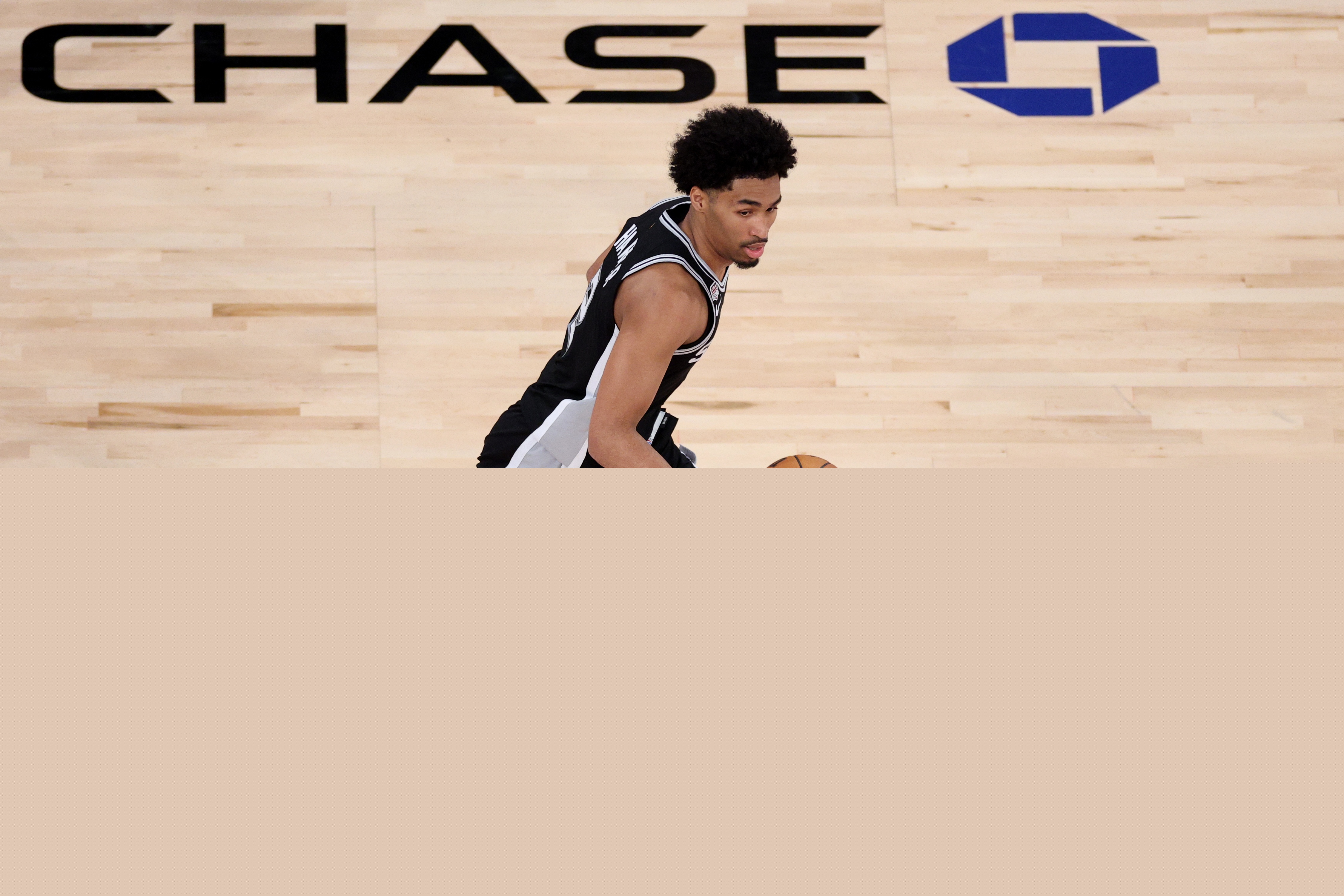 海伍德揭秘雷霆三少未再进总决赛原因，马刺应重视哈珀发展