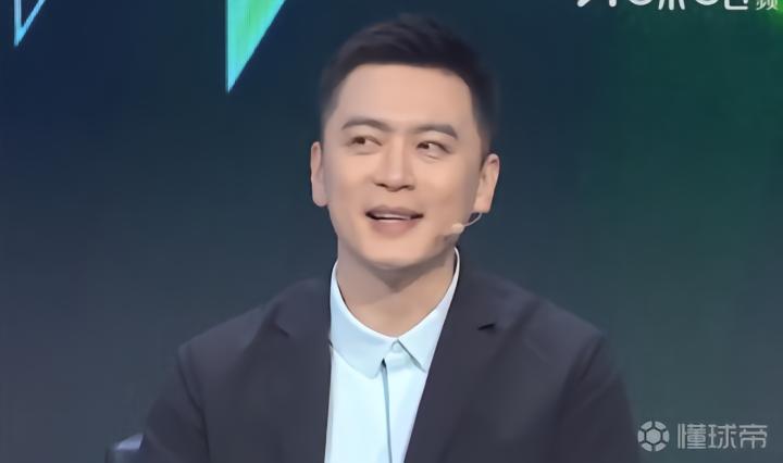 杨鸣谈马宁：同乡校友，世界杯首秀展现自信风采