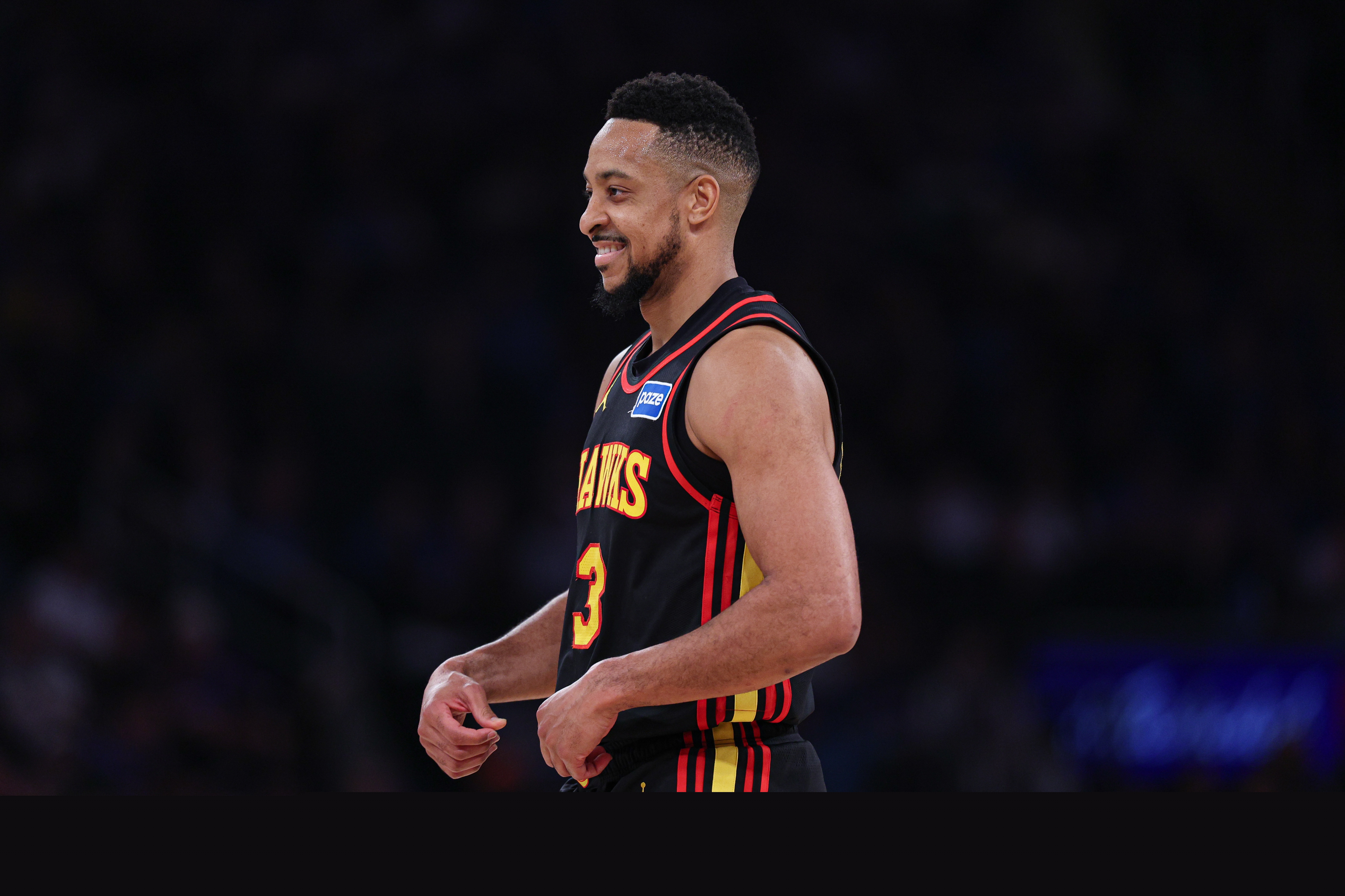 老鹰续约CJ·麦科勒姆，2100万美元合同包含交易保证金