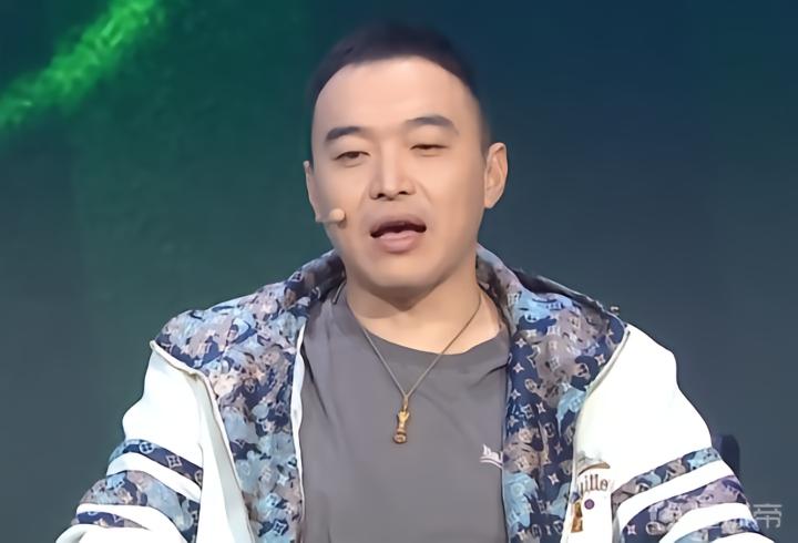 冯潇霆谈C罗：年龄影响状态，应给予更多理解与支持
