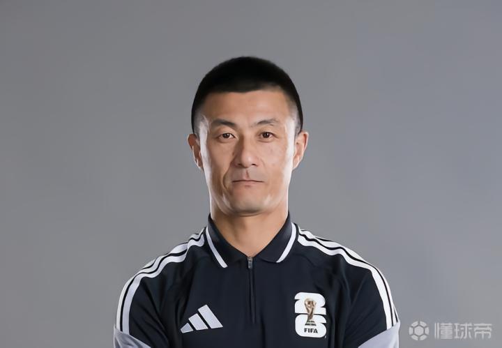 傅明在世界杯视频中担任三项角色，获国际足联高度评价