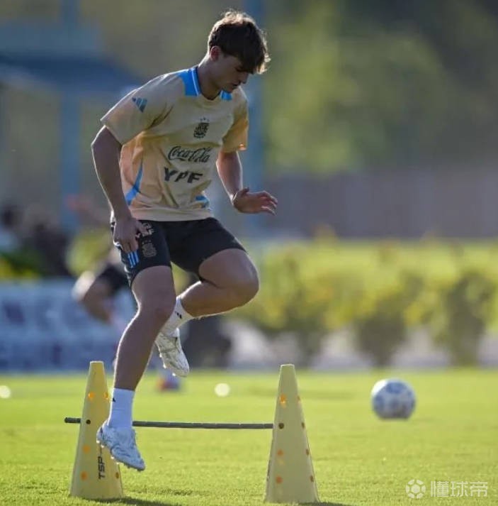 科莫俱乐部拒绝按照皇马报价收购帕斯