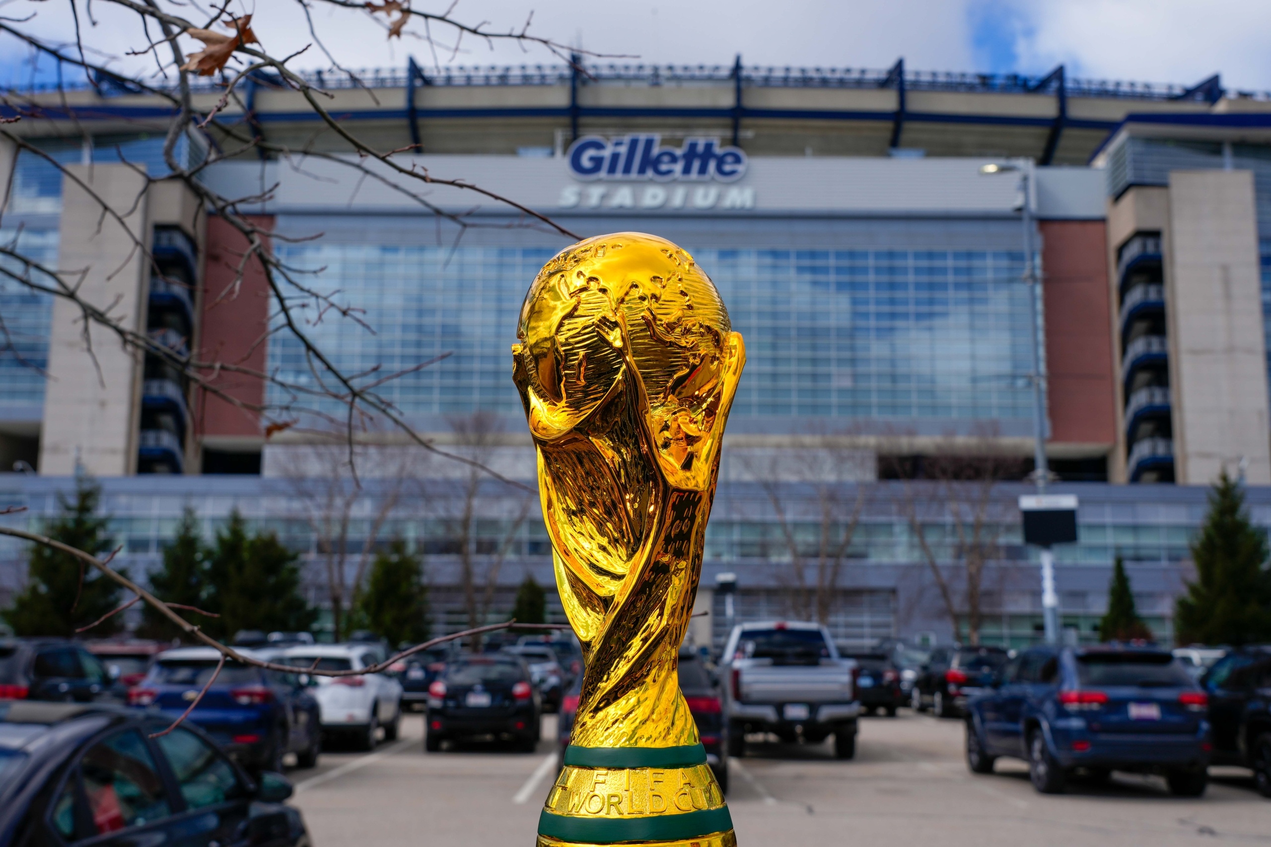 TA：足球是Football还是Soccer？只要享受足球就行，叫啥不重要