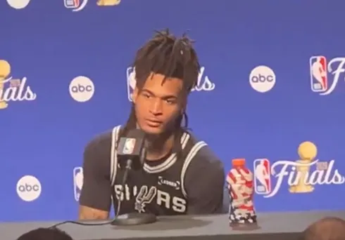 卡斯尔谈最后时刻罚球：感觉很棒，那个时候只有自己和篮筐