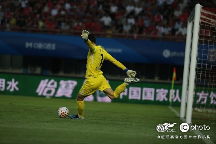 2026怡宝中超第16轮：上海海港2-1逆转河南彩陶坊