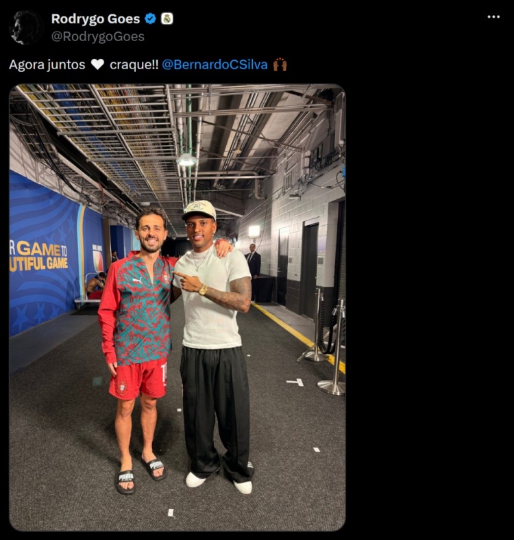 罗德里戈与B席同框，社媒分享新队友合影