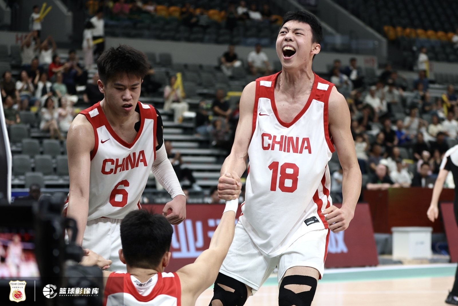 陈昱休球权过多影响表现，中国队错失良机