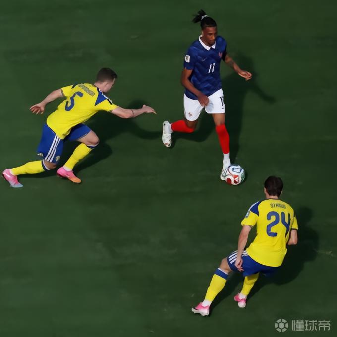 奥利塞助法国队晋级，仅一步之遥追平贝利世界杯助攻纪录