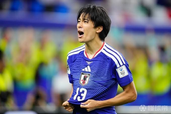 英超、意甲豪门争抢日本边锋中村敬斗