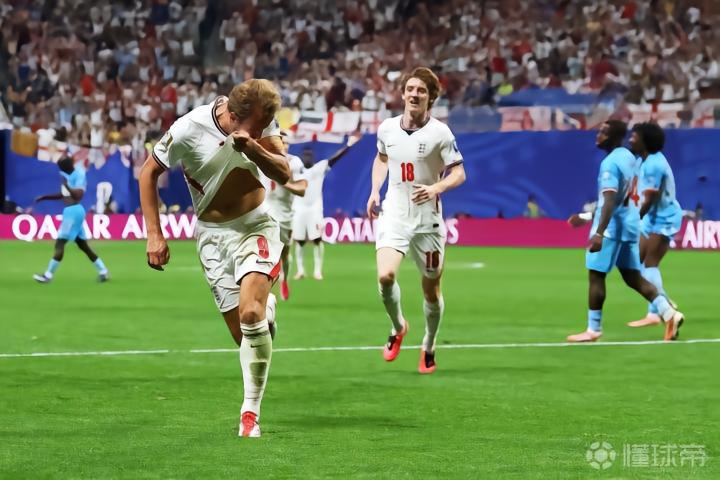 凯恩在美加墨世界杯16强战中双响，英格兰逆转胜民主刚果