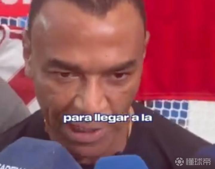 卡福强调巴西世界杯地位，五冠王身份不容忽视