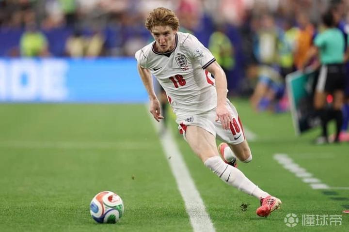 戈登与夸安萨领衔英格兰队首发，备战墨西哥世界杯1/8决赛