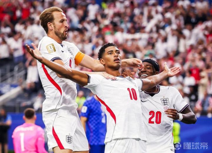 内维尔高度评价贝林厄姆：五战扛英格兰，已跻身世界级行列