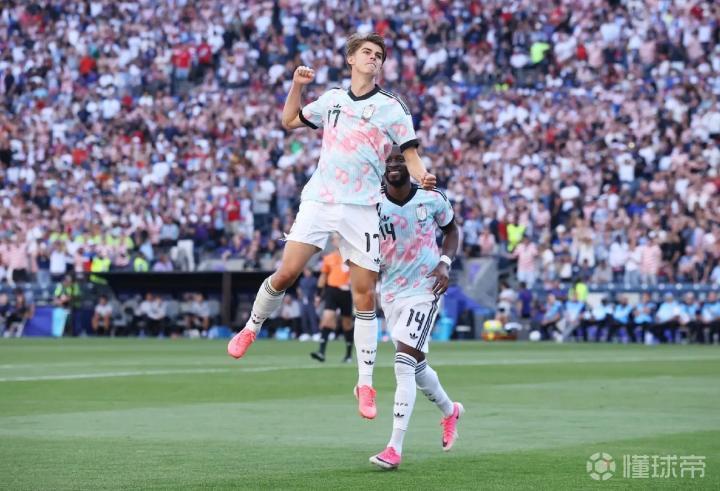 世界杯1/8决赛：比利时弃用三巨头，对美国攻入三球