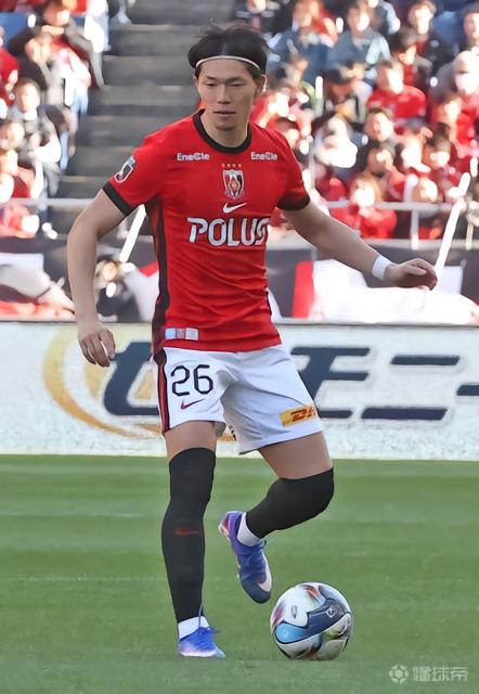 日本26岁后卫荻原拓也将加盟比甲奥哈瓦里，附带买断权