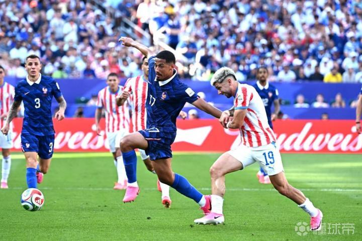 队报：萨利巴背伤未愈，法国队为其制定特殊康复计划
