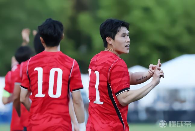 韩国国脚李东炅：和李刚仁竞争首发？我从未这样想过
