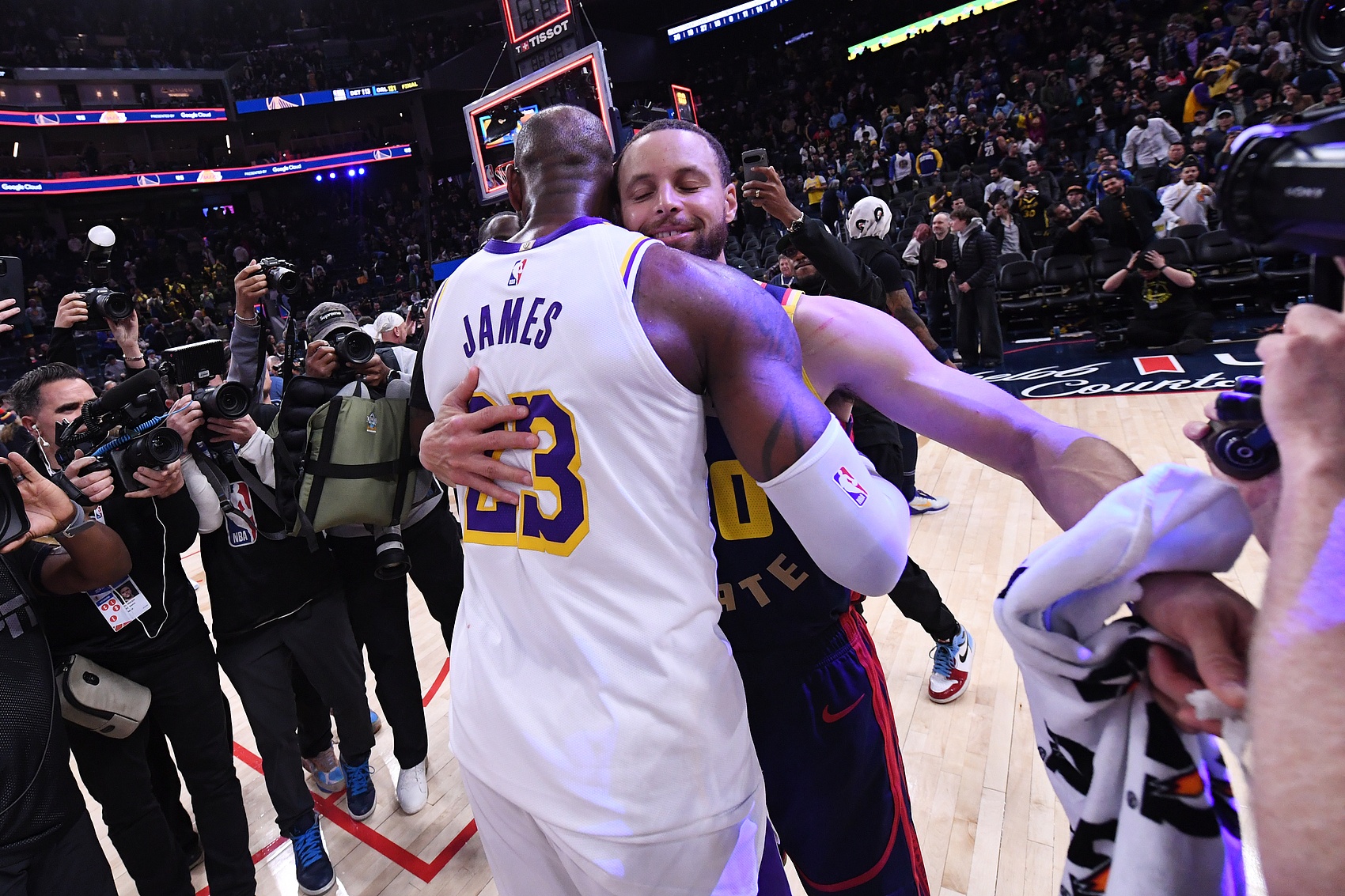 佛得角门将IG粉丝超1100万！NBA千万粉丝球员仅12人 第一已过亿！