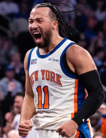 NBA官方：布伦森加盟尼克斯后季后赛末节上双次数同期最多