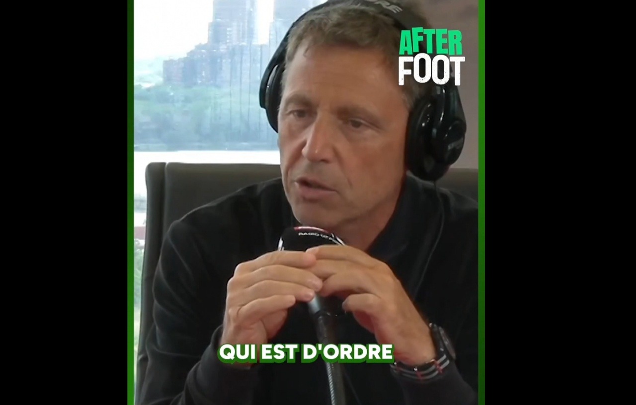 记者:C罗现在是灾祸 他和梅西的区别在哲学层面 他认为自己还25岁