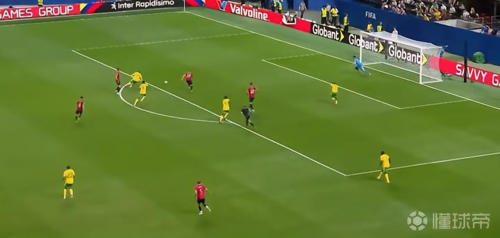 半场战报：捷克1-0南非，萨迪莱克破门，索伊卡献助攻